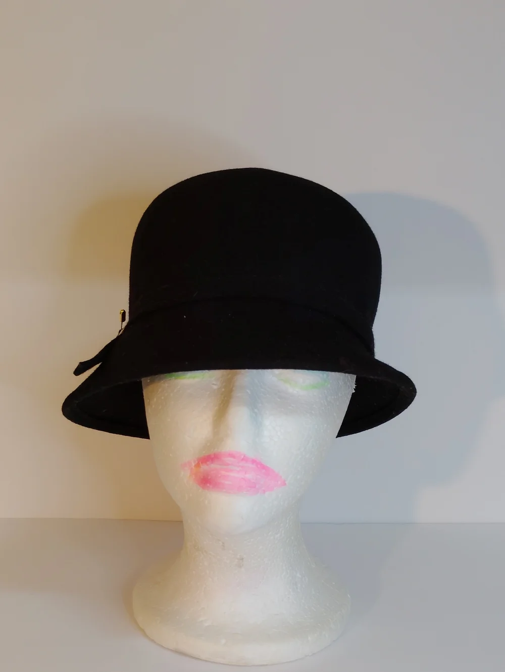 Helen Welch Women's Cloche Hat - Classic Wool Blend
